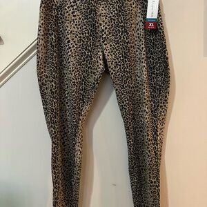 HUE Leopard Print Women's Leggings